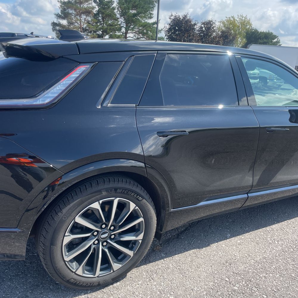 2025 Cadillac Lyriq Sport 1