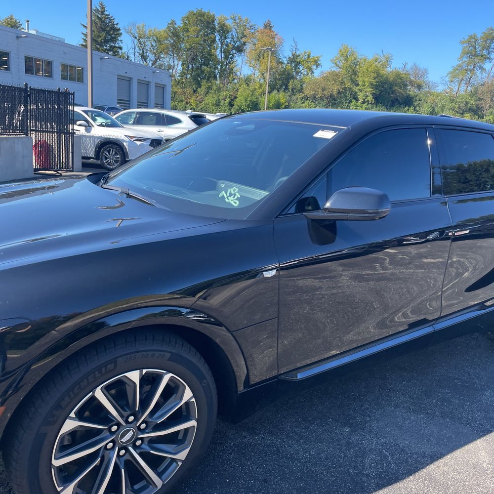 2025 Cadillac LYRIQ Sport 2