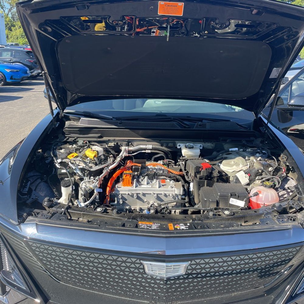 2025 Cadillac LYRIQ Sport 2