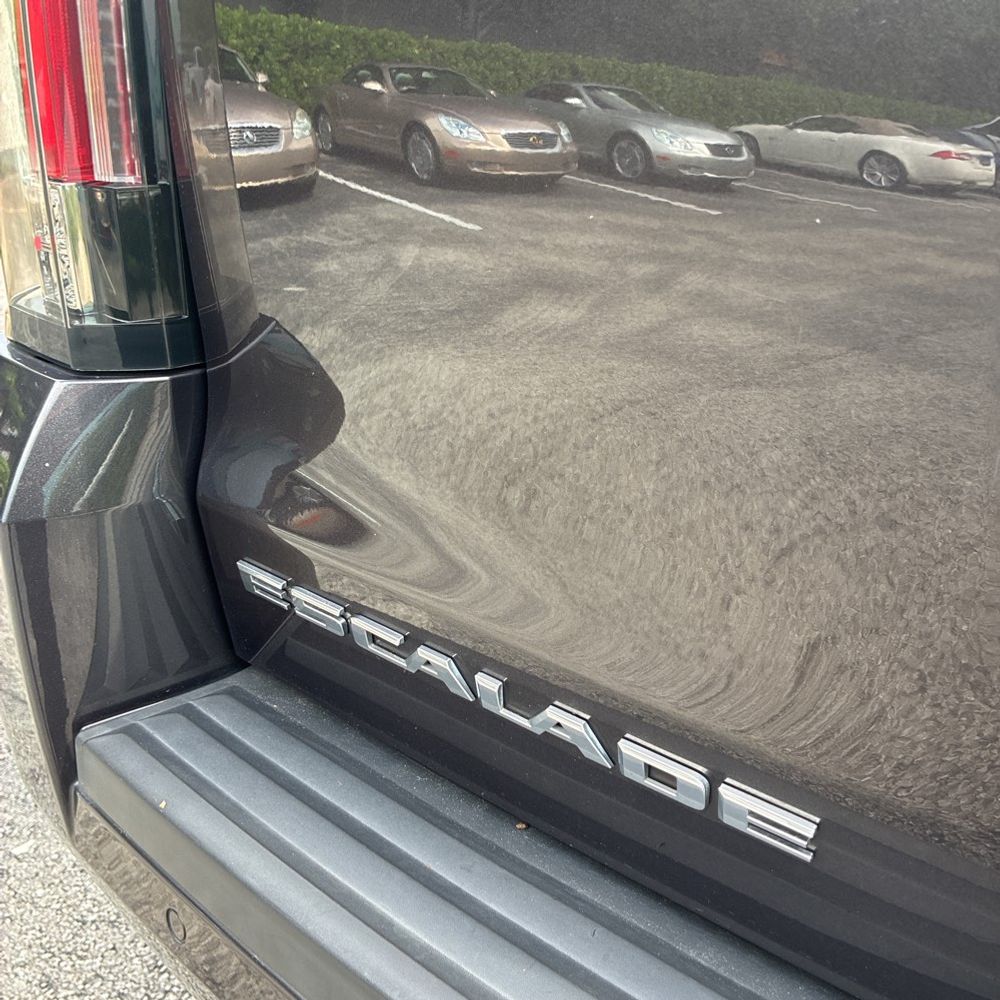 2018 Cadillac Escalade Luxury