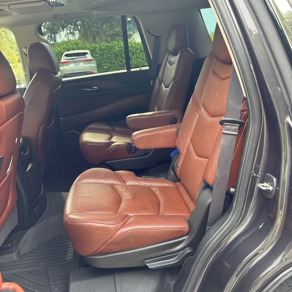 2018 Cadillac Escalade Luxury