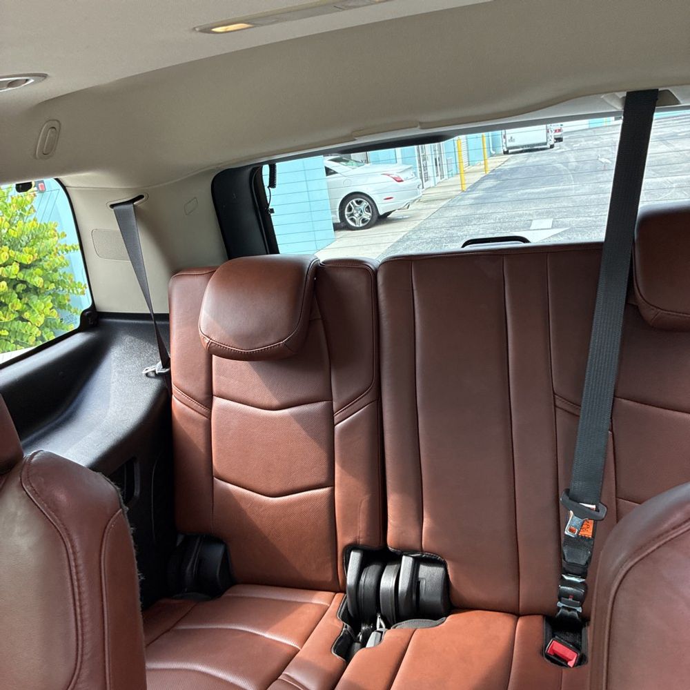 2018 Cadillac Escalade Luxury