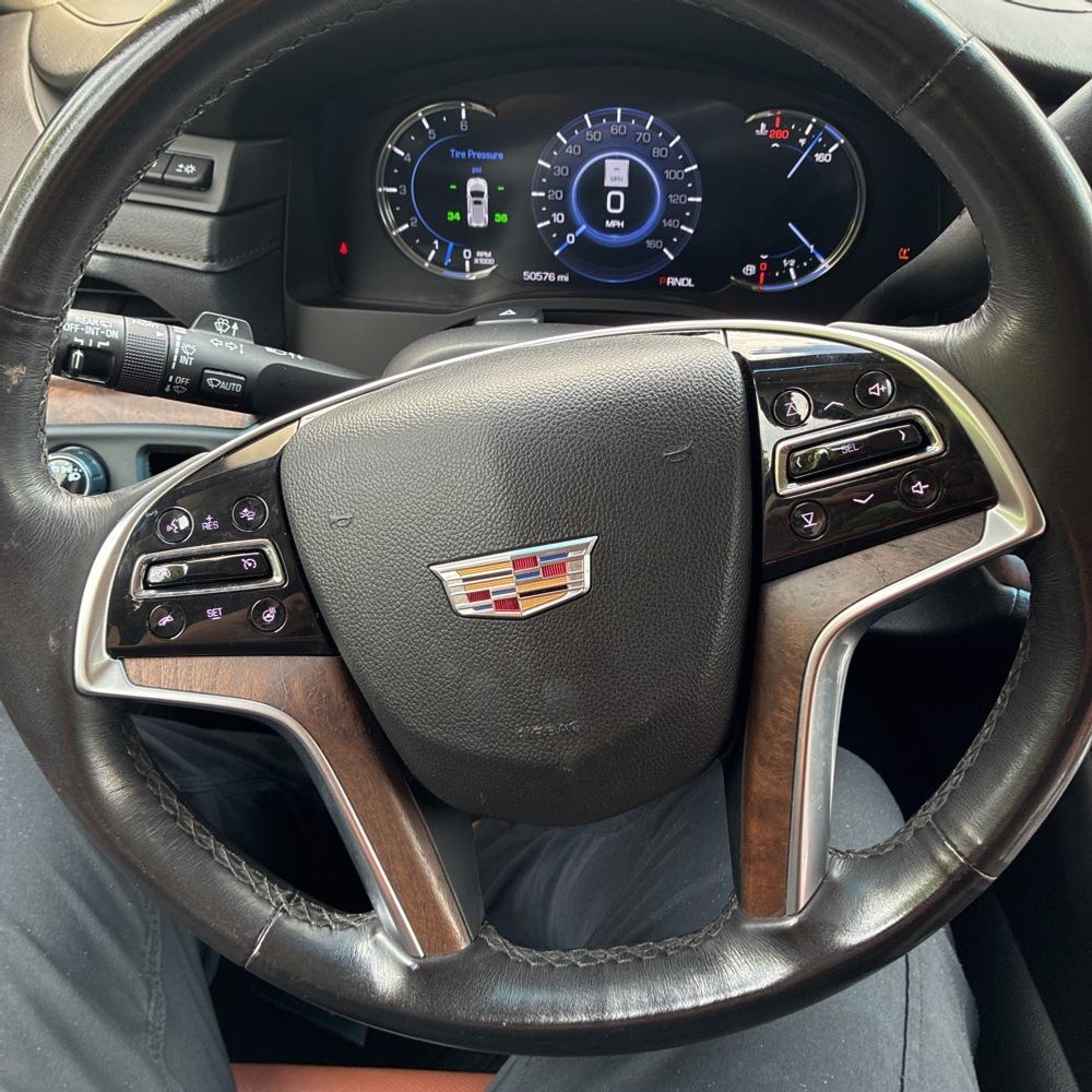 2018 Cadillac Escalade Luxury