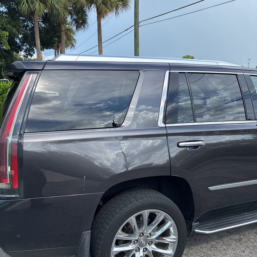 2018 Cadillac Escalade Luxury