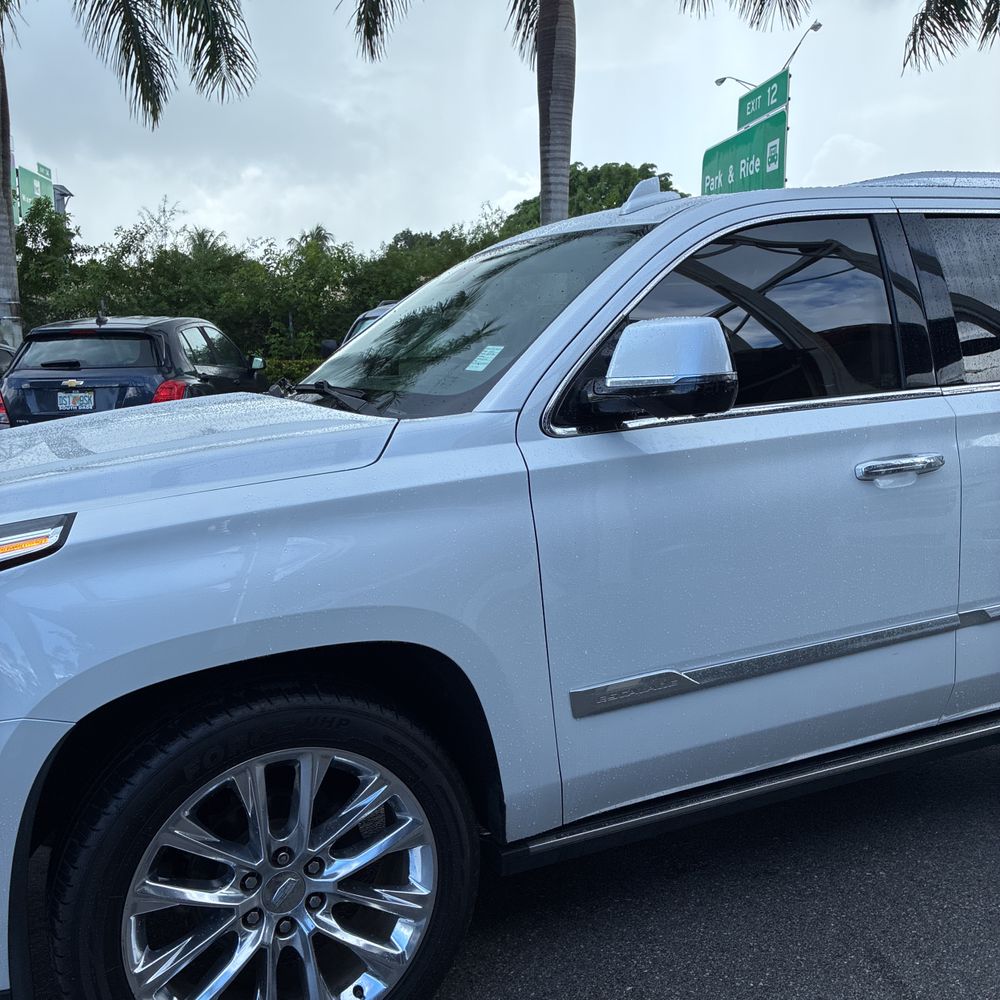 2020 Cadillac Escalade Premium Luxury