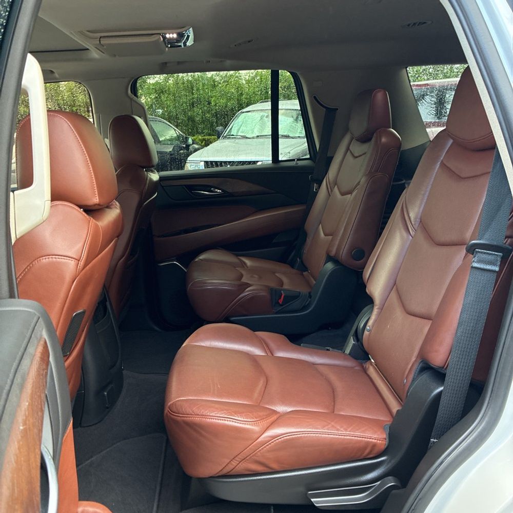 2020 Cadillac Escalade Premium Luxury