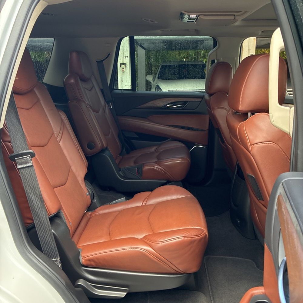 2020 Cadillac Escalade Premium Luxury