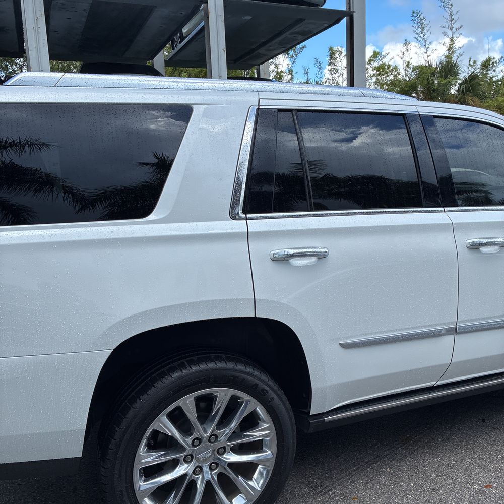 2020 Cadillac Escalade Premium Luxury