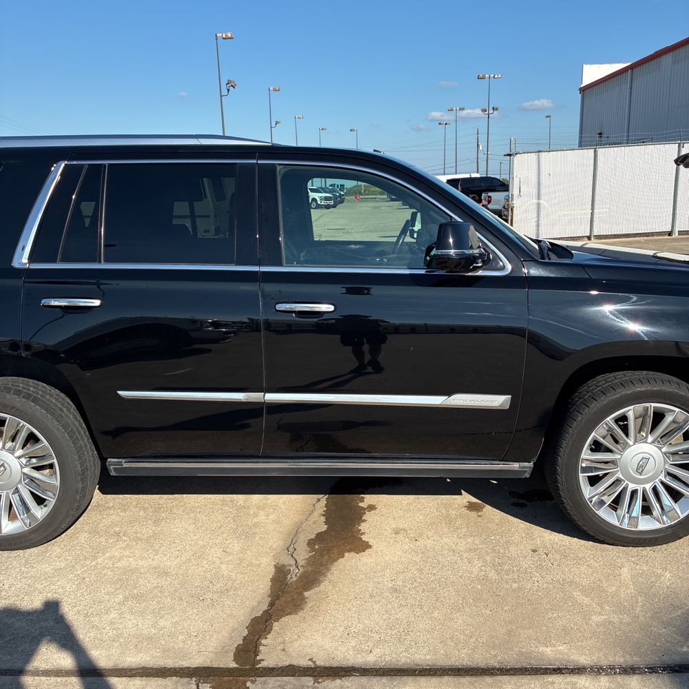 2019 Cadillac Escalade Platinum