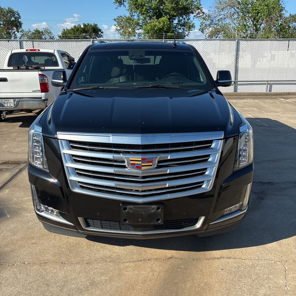 2019 Cadillac Escalade Platinum