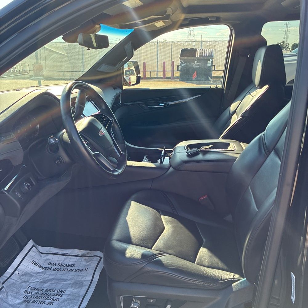 2019 Cadillac Escalade Platinum