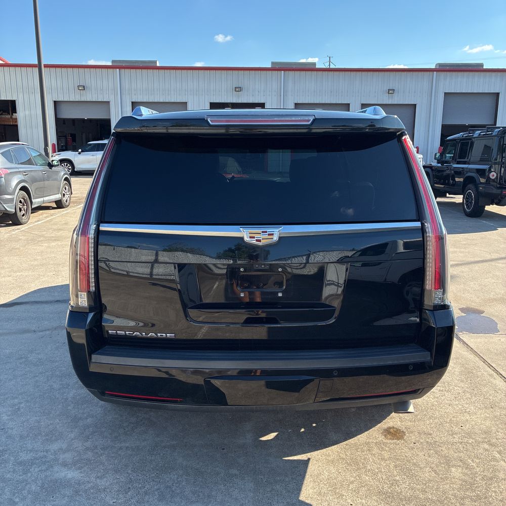 2019 Cadillac Escalade Platinum
