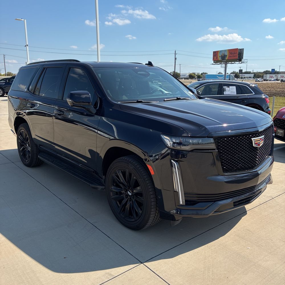 2022 Cadillac Escalade Sport