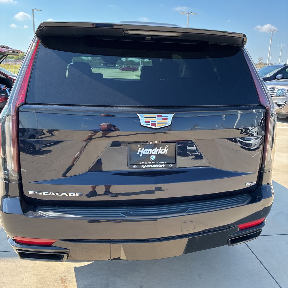 2022 Cadillac Escalade Sport