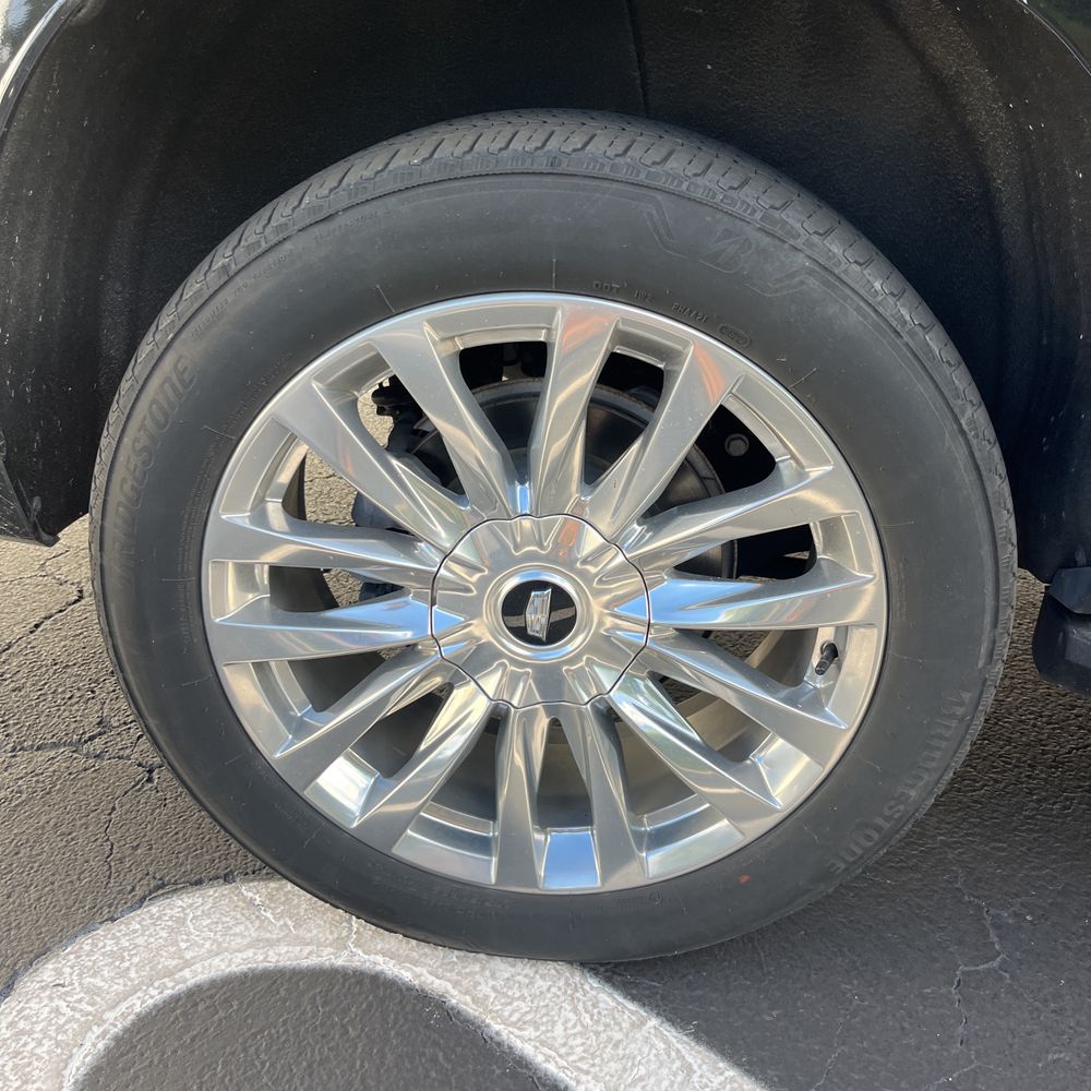 2023 Cadillac Escalade ESV Premium Luxury