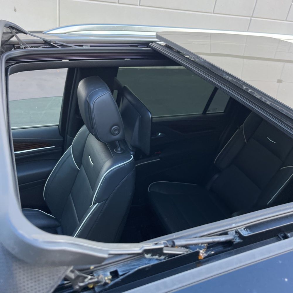 2023 Cadillac Escalade ESV Premium Luxury