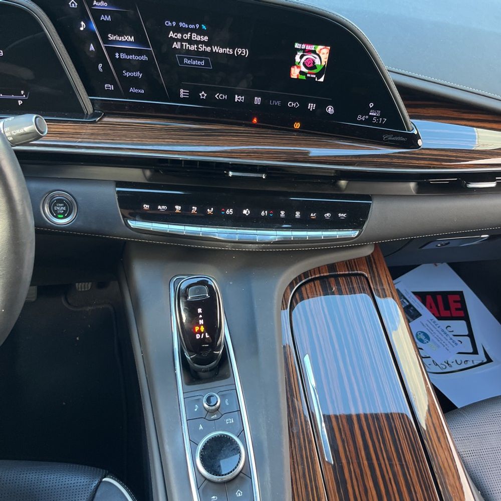 2023 Cadillac Escalade ESV Premium Luxury