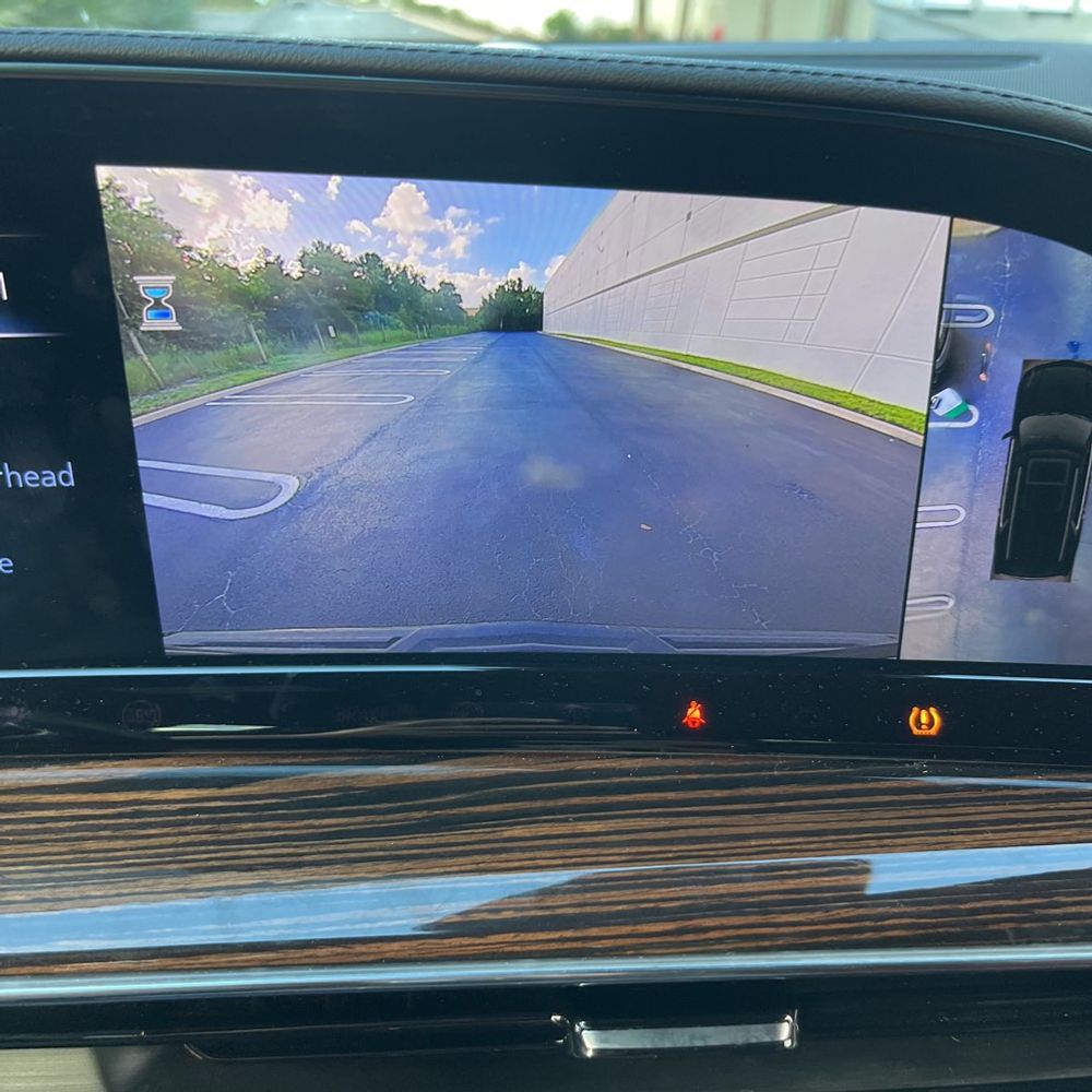 2023 Cadillac Escalade ESV Premium Luxury
