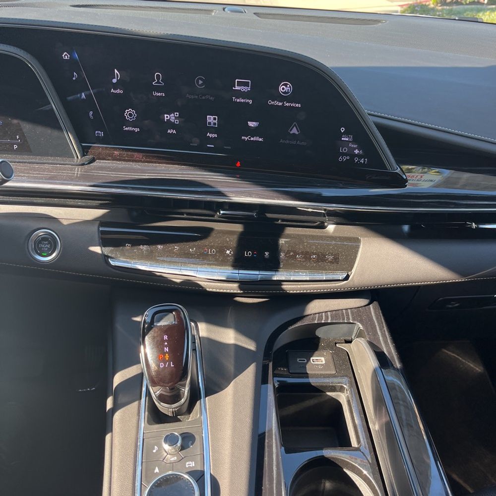 2024 Cadillac Escalade ESV Sport