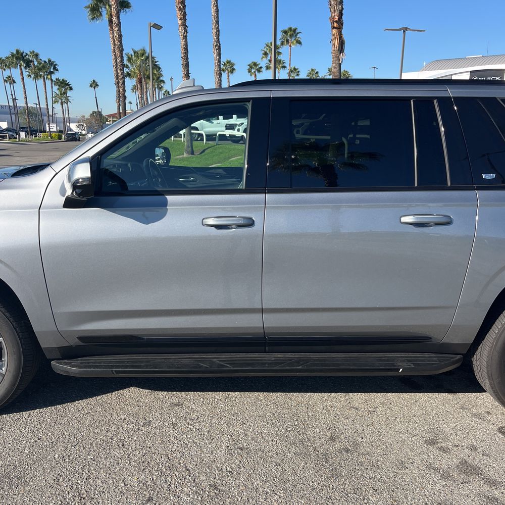 2024 Cadillac Escalade ESV Sport
