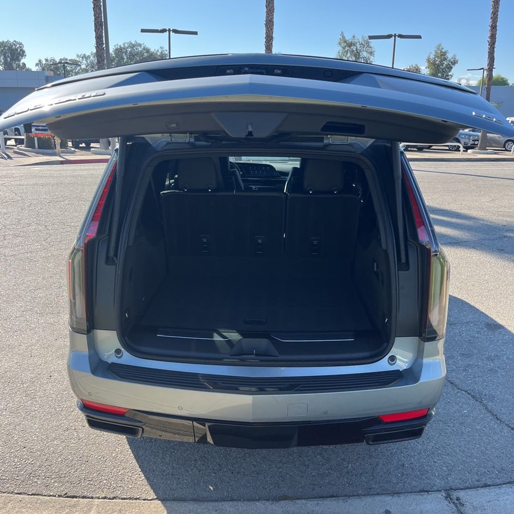 2024 Cadillac Escalade ESV Sport