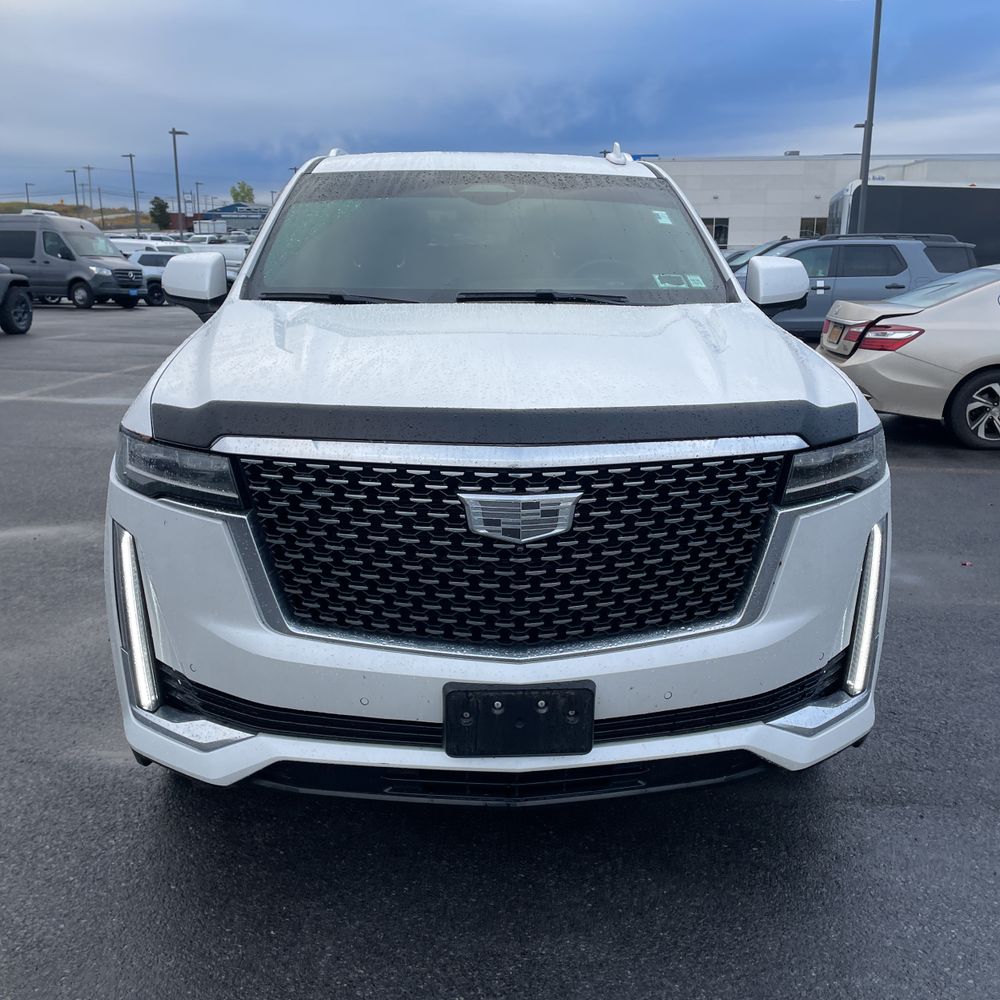 2022 Cadillac Escalade Luxury