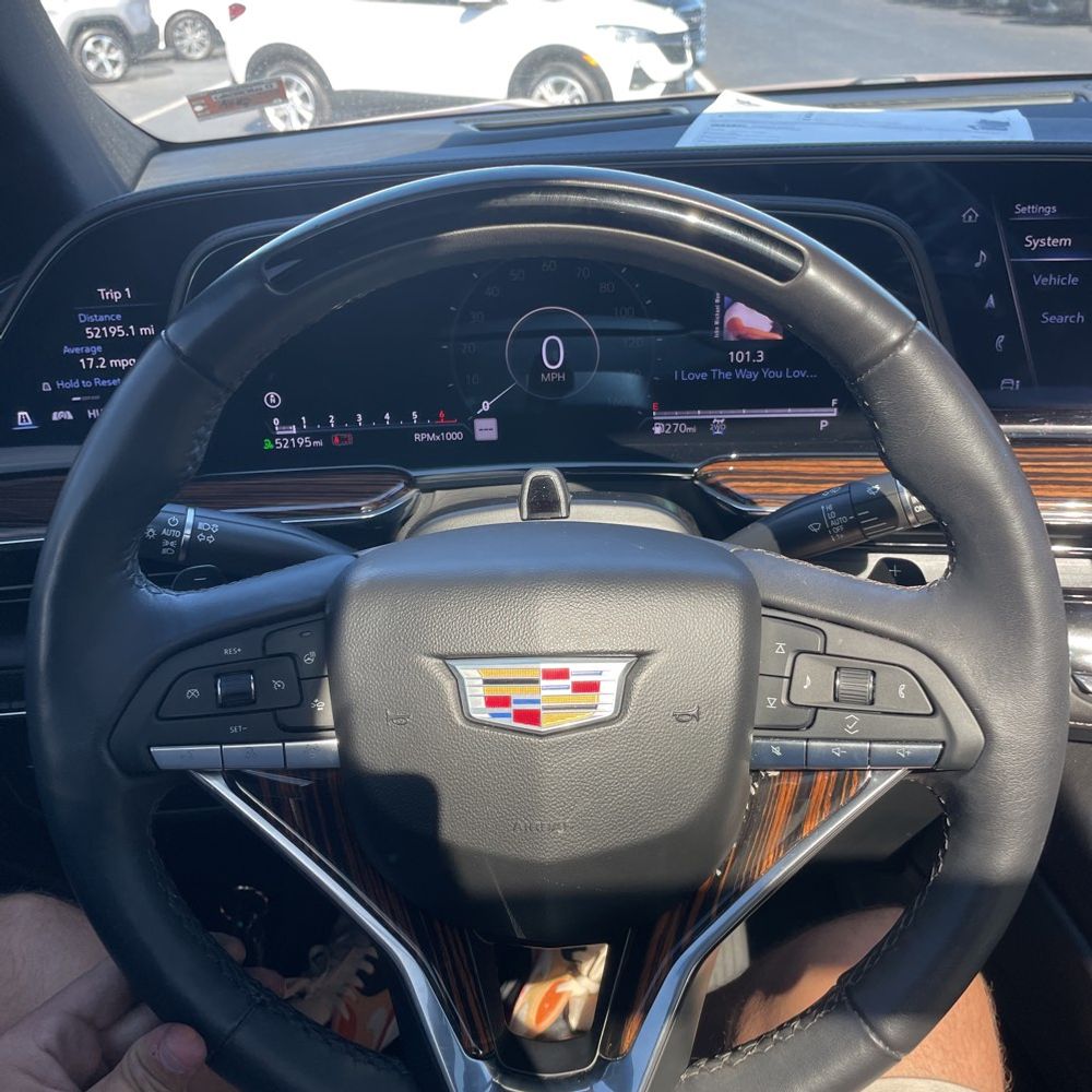 2023 Cadillac Escalade Premium Luxury