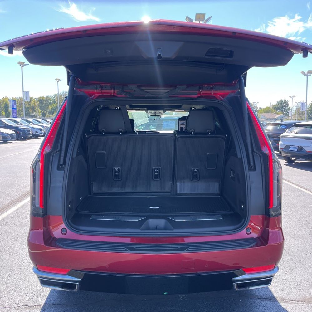 2023 Cadillac Escalade Premium Luxury