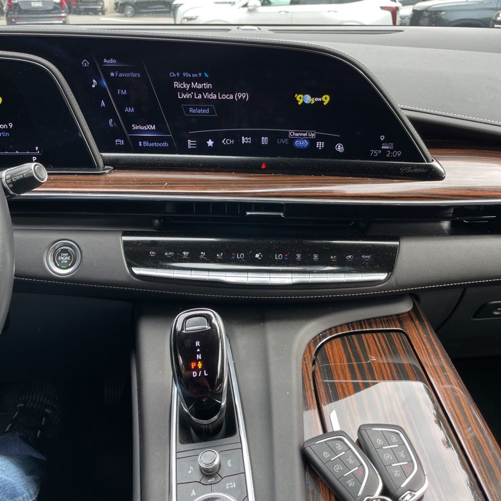 2023 Cadillac Escalade Premium Luxury