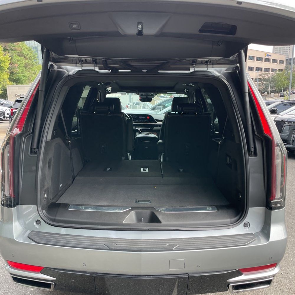 2023 Cadillac Escalade Premium Luxury