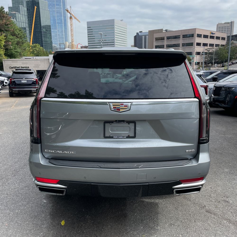 2023 Cadillac Escalade Premium Luxury