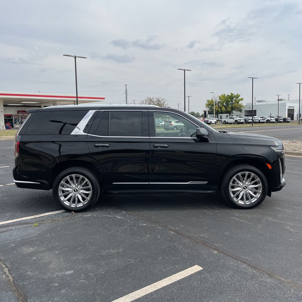2023 Cadillac Escalade Premium Luxury