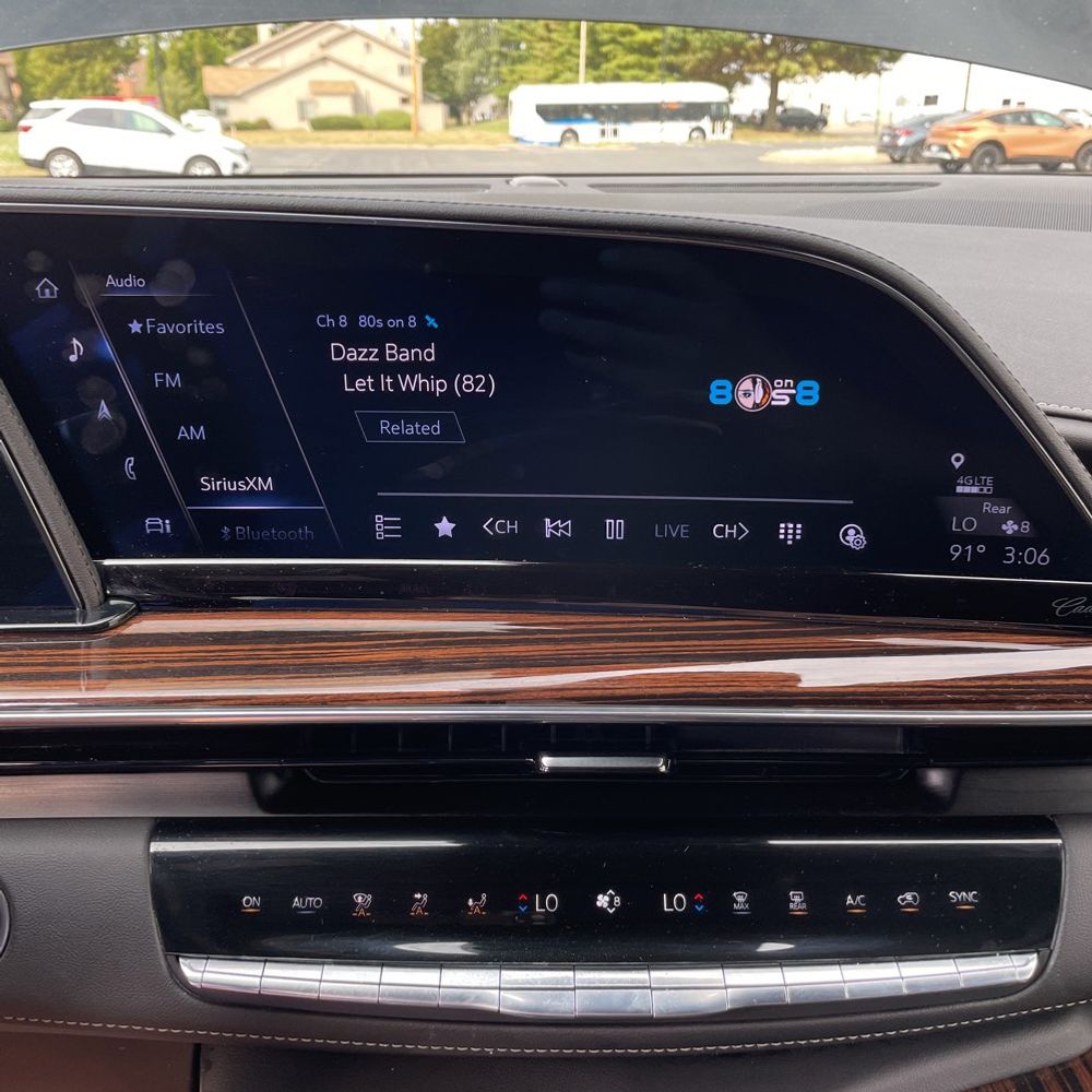 2023 Cadillac Escalade Premium Luxury