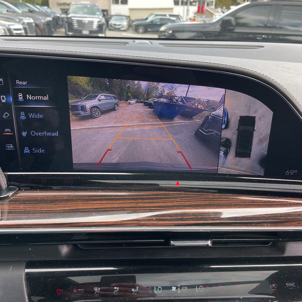 2021 Cadillac Escalade Premium Luxury