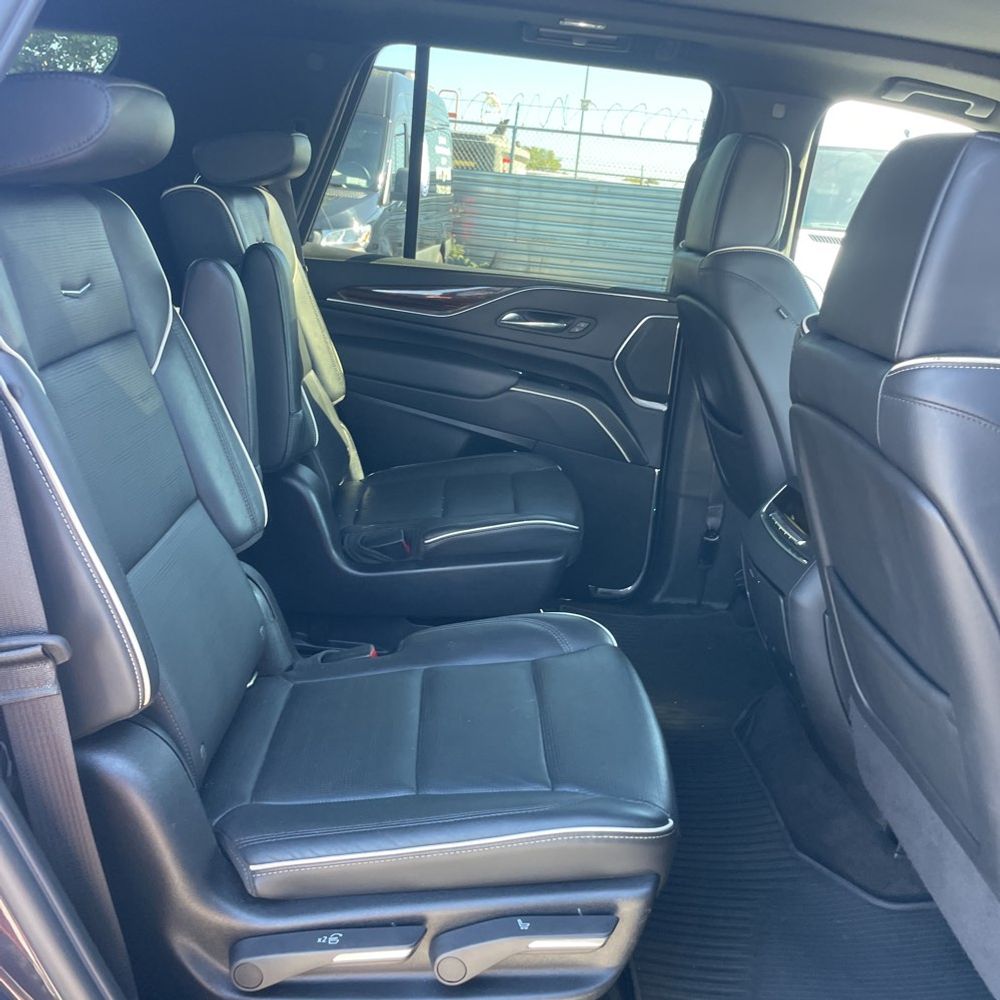 2022 Cadillac Escalade Premium Luxury