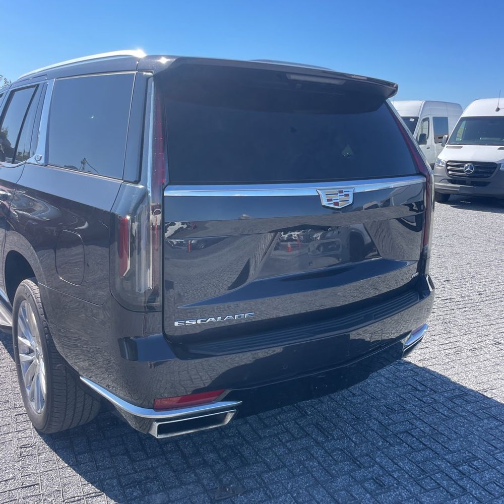 2022 Cadillac Escalade Premium Luxury