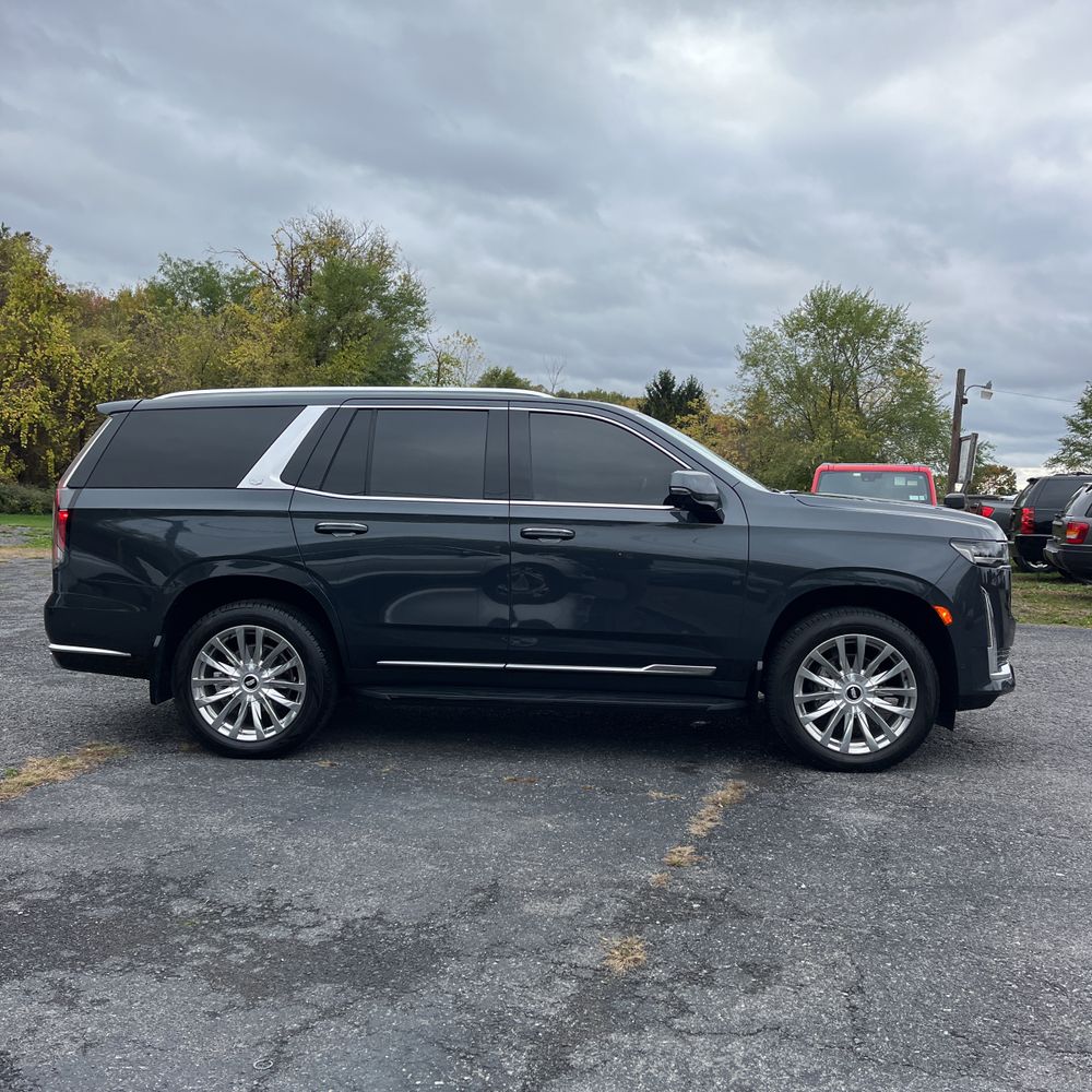 2022 Cadillac Escalade Premium Luxury