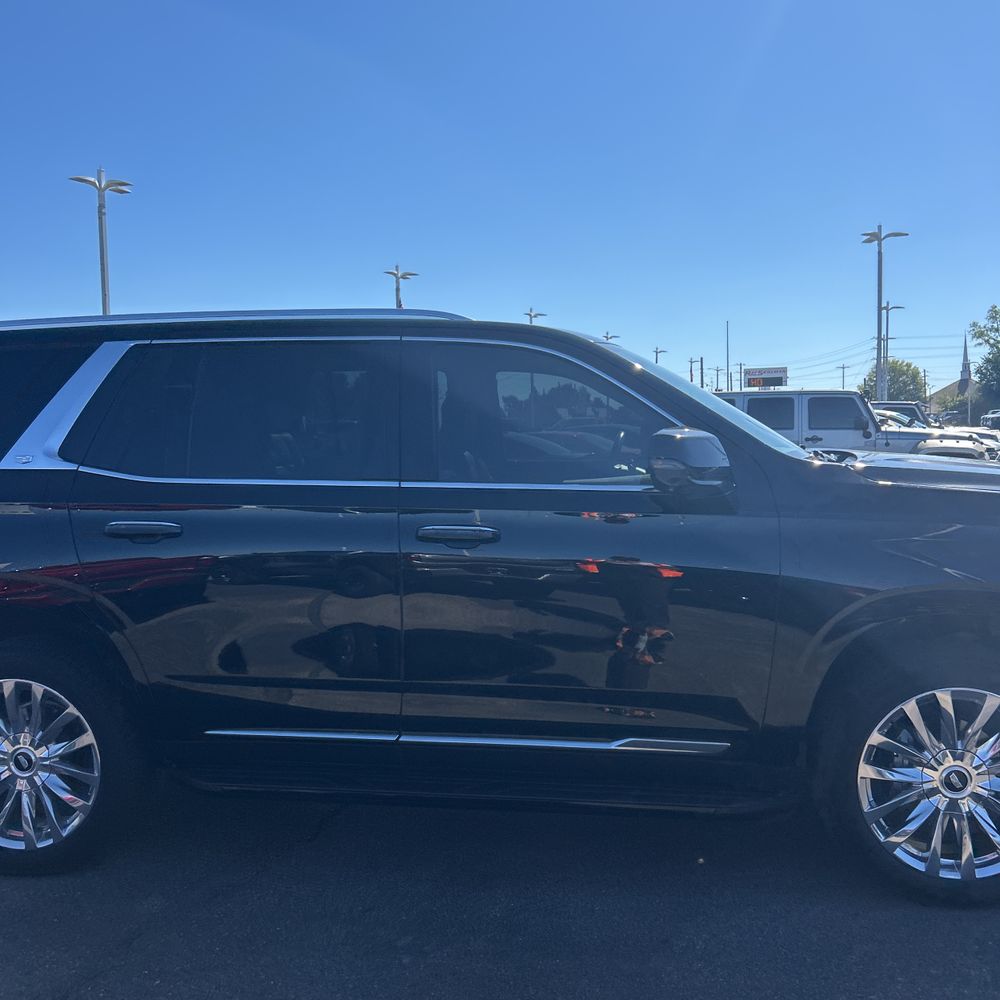 2023 Cadillac Escalade Premium Luxury