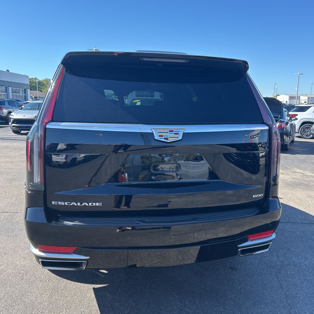 2023 Cadillac Escalade Premium Luxury