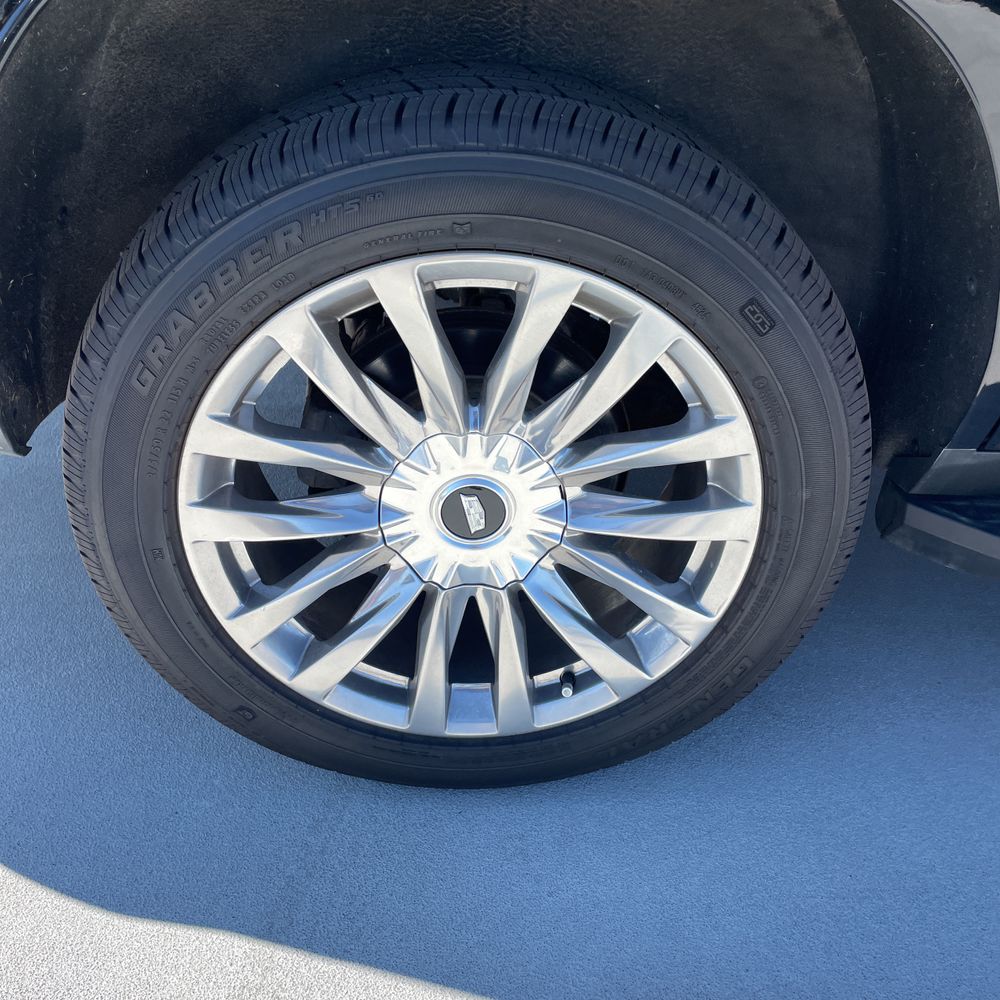 2022 Cadillac Escalade Premium Luxury