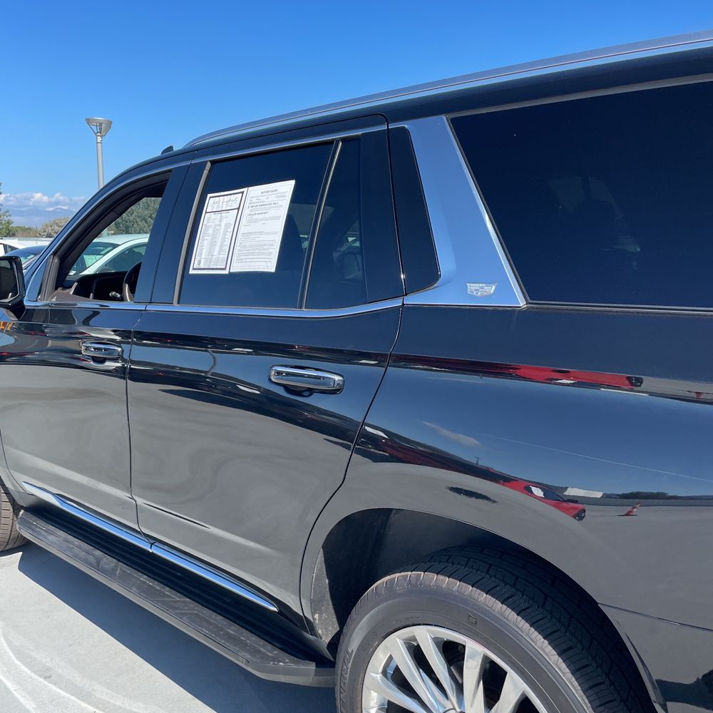 2022 Cadillac Escalade Premium Luxury