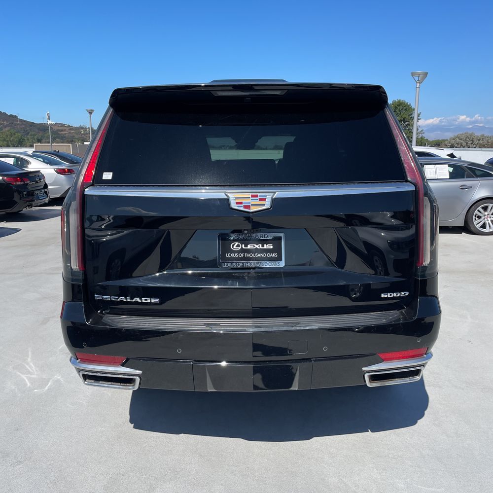 2022 Cadillac Escalade Premium Luxury