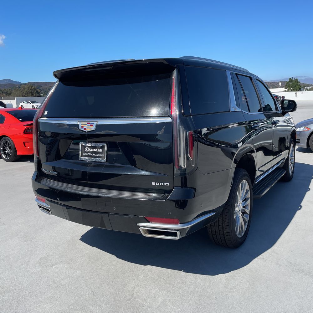 2022 Cadillac Escalade Premium Luxury