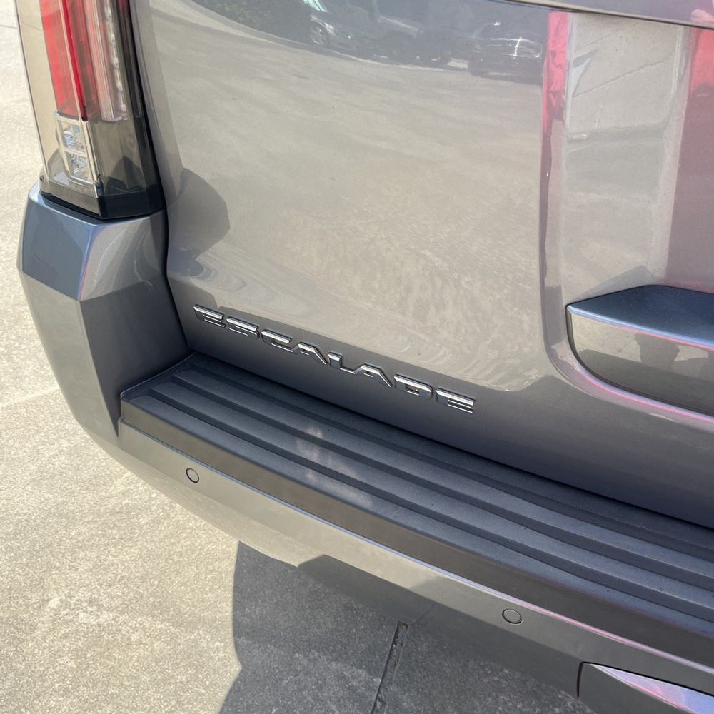 2018 Cadillac Escalade Premium Luxury