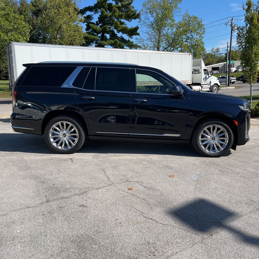 2023 Cadillac Escalade Premium Luxury