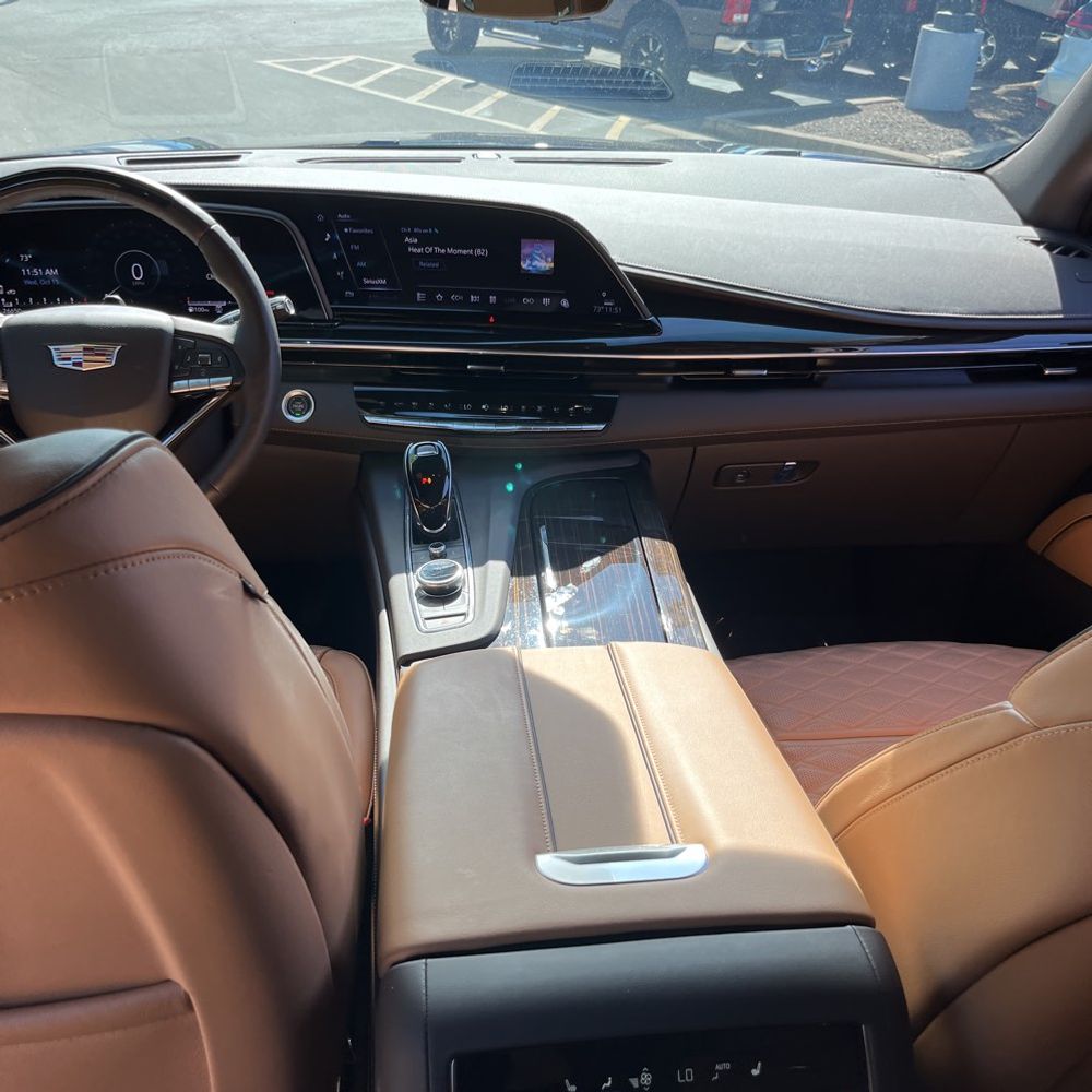 2023 Cadillac Escalade Premium Luxury
