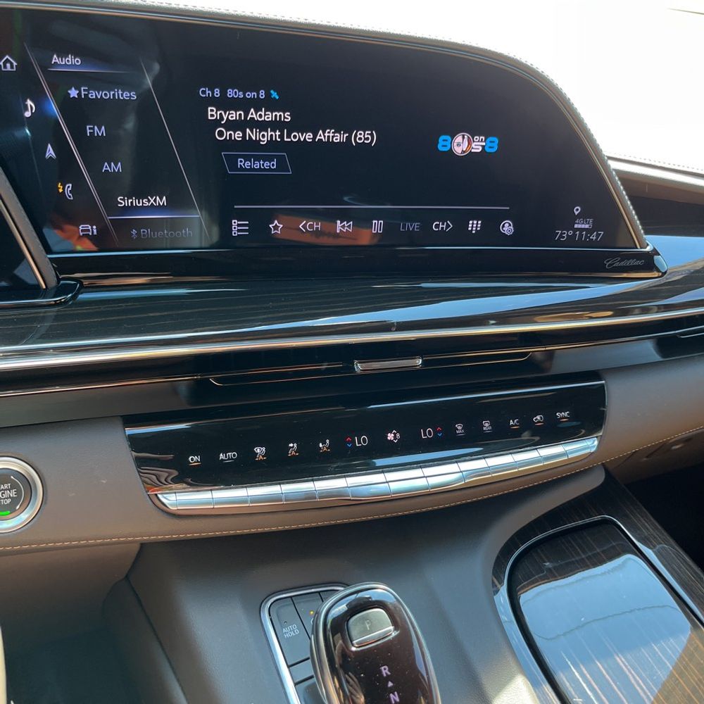 2023 Cadillac Escalade Premium Luxury