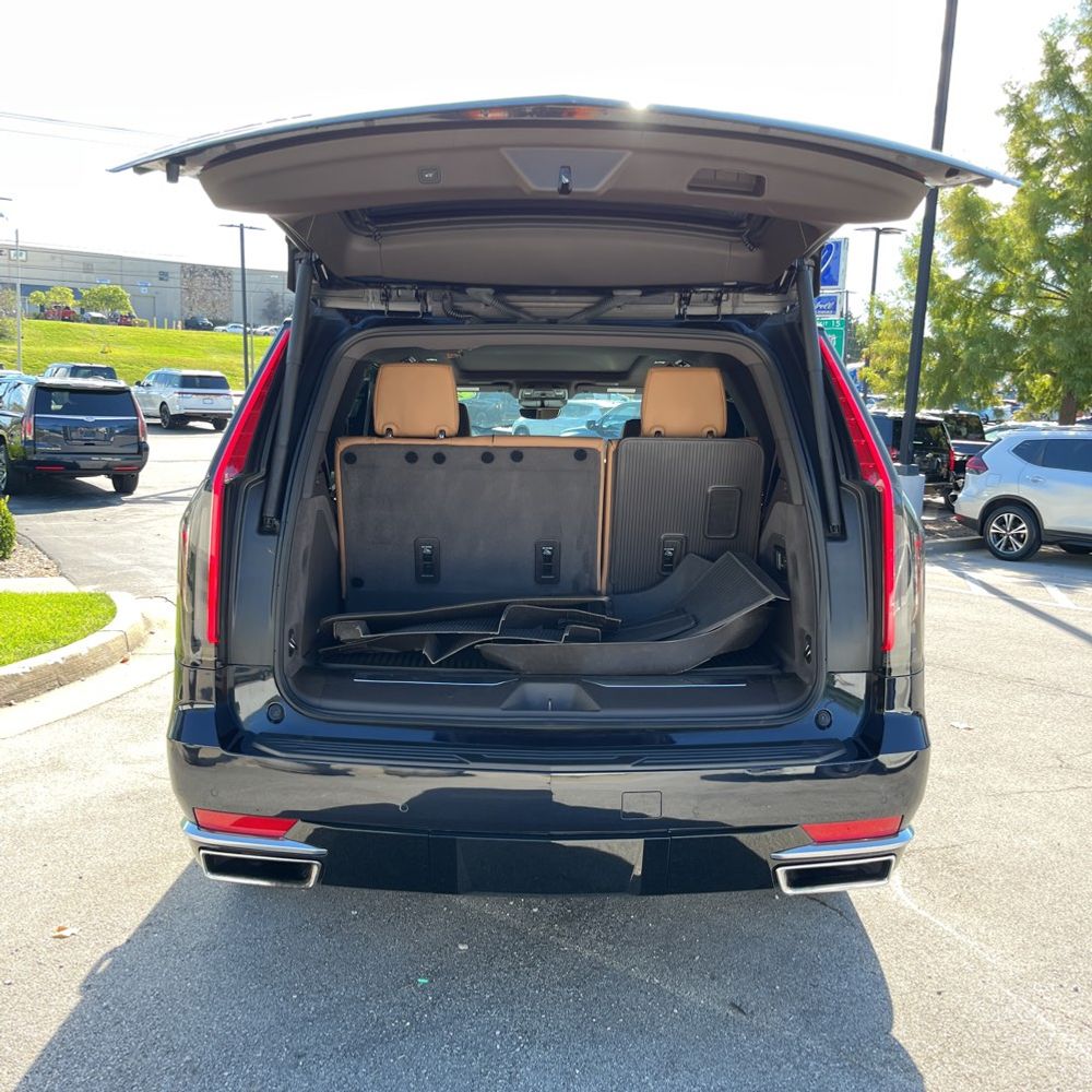 2023 Cadillac Escalade Premium Luxury