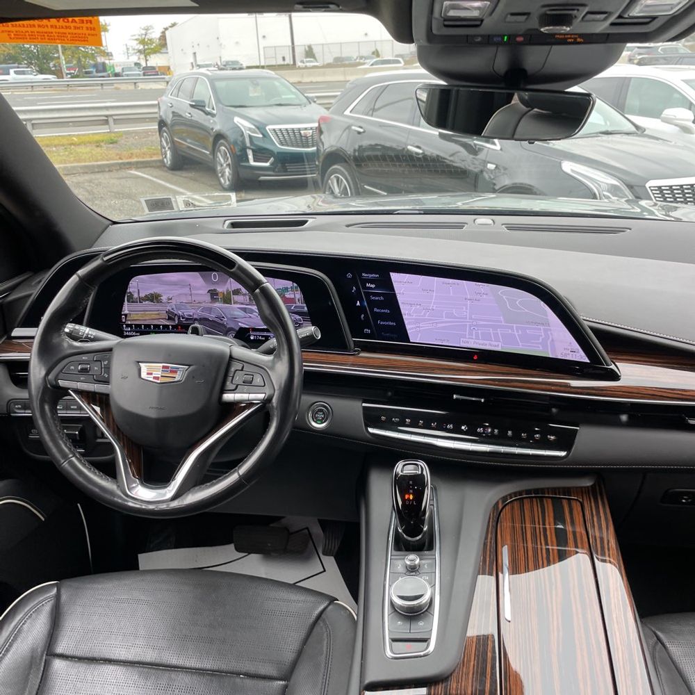 2024 Cadillac Escalade Premium Luxury