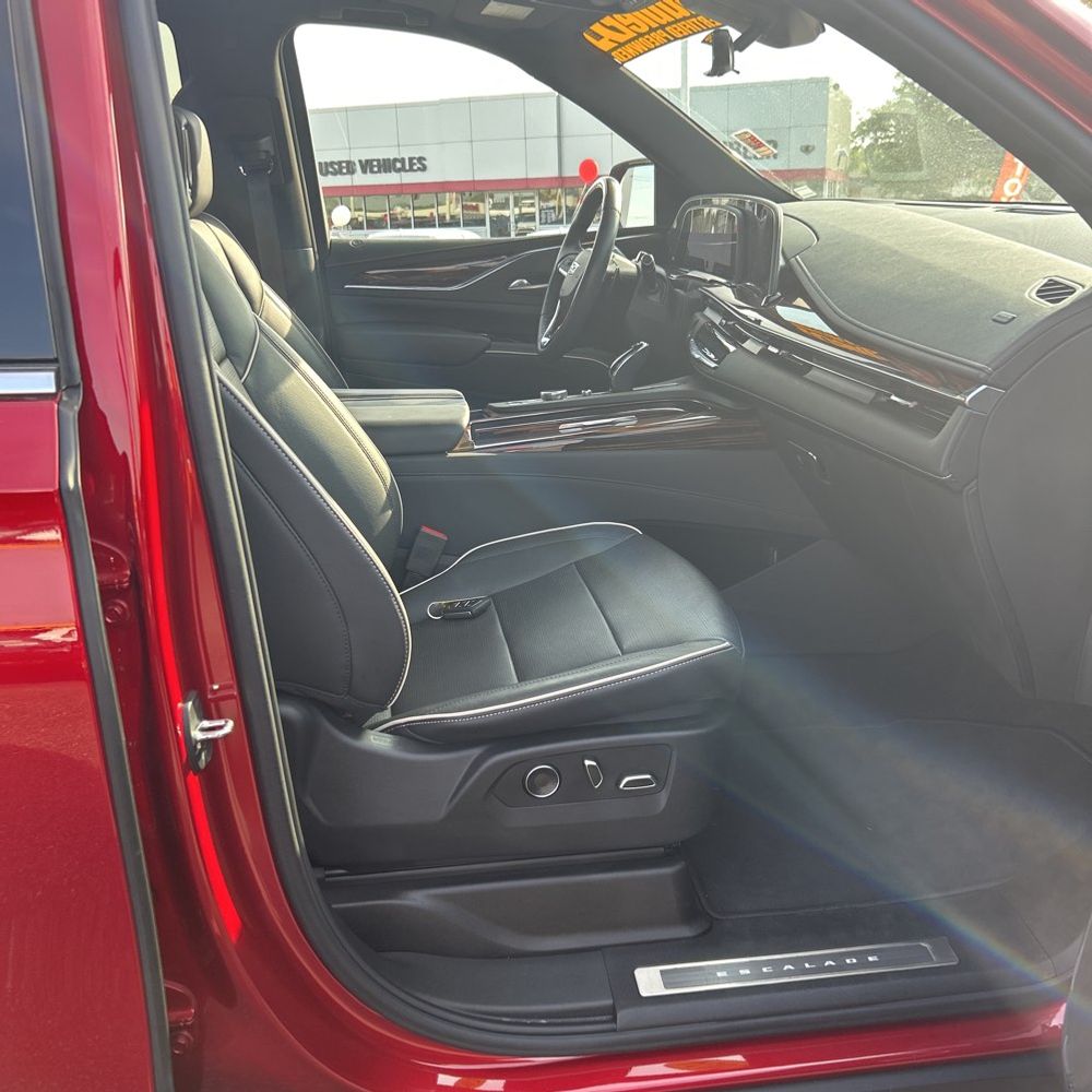 2024 Cadillac Escalade Premium Luxury